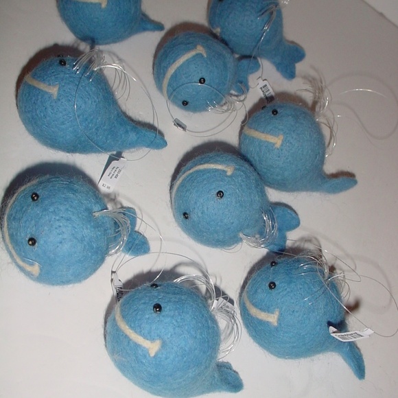 Lot of Nine (9) Crate & Barrel Blue Wool Whale Ornaments or Dryer Balls? NWT - Picture 3 of 3